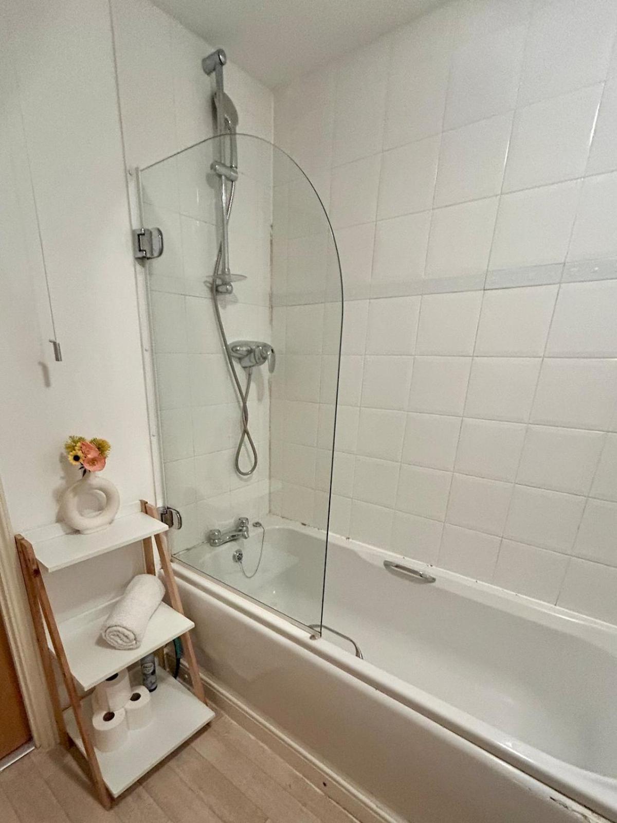 Bingley Retreat Appartement Canterbury Buitenkant foto